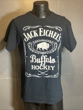Gildan Black Tee with White Buffalo Hockey Graphic